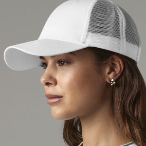 Recycled urbanwear 6-panel snapback trucker