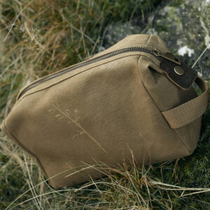 Heritage waxed canvas wash bag